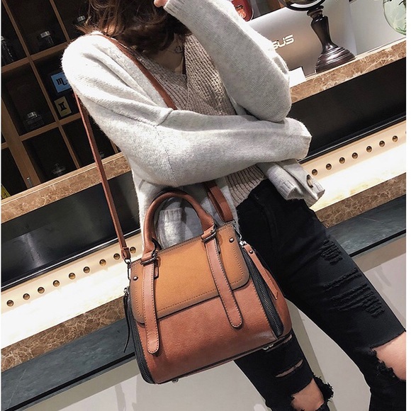 Women’s European Style Crossbody handbag - Picture 2 of 12